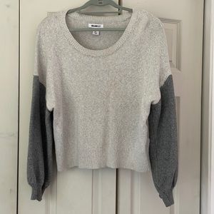 William Rast sweater. Bell-like, cuffed sleeves. Grey tone.